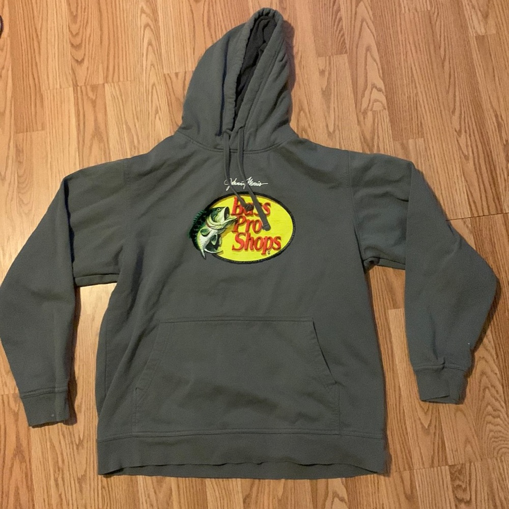 Vintage bass pro hoodie